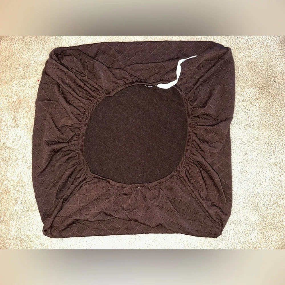 Furniture cover / ottoman cover